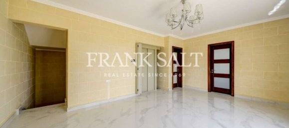 6 chambres Villa à Gharb, Malta No. 854 7