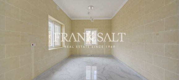 6 chambres Villa à Gharb, Malta No. 854 20