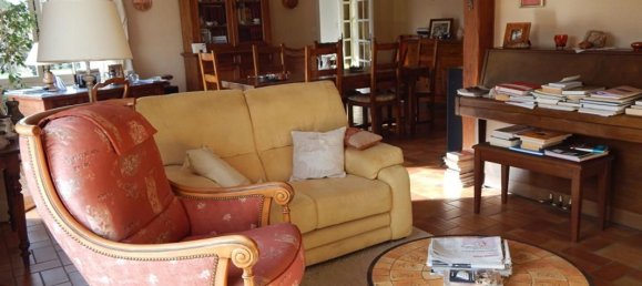 Casa de 4 dormitorios en Abbeville, France No. 265227 5