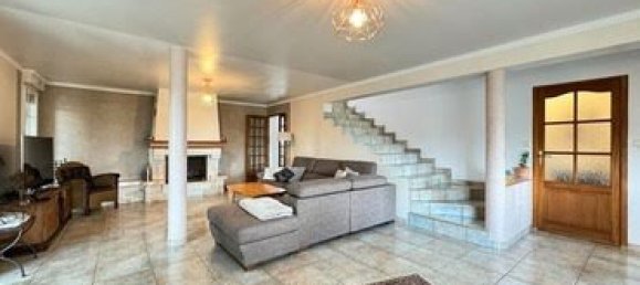 6 bedrooms House in Marainviller, France No. 209041 12