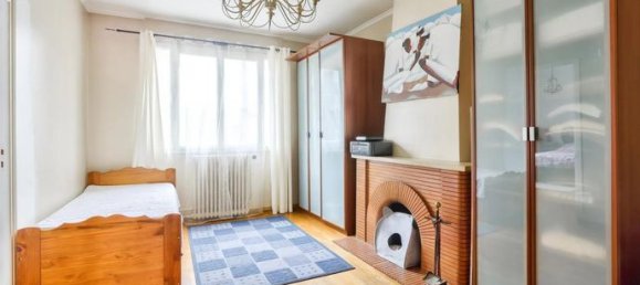 Casa de 5 dormitorios en Deuil-la-Barre, France No. 359600 13