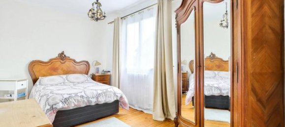 Casa de 5 dormitorios en Deuil-la-Barre, France No. 359600 8