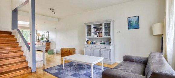 Casa de 5 dormitorios en Deuil-la-Barre, France No. 359600 7