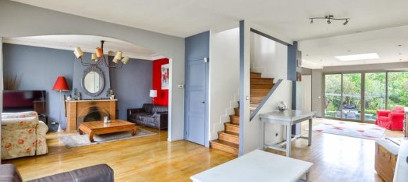 Casa de 5 dormitorios en Deuil-la-Barre, France No. 359600 3