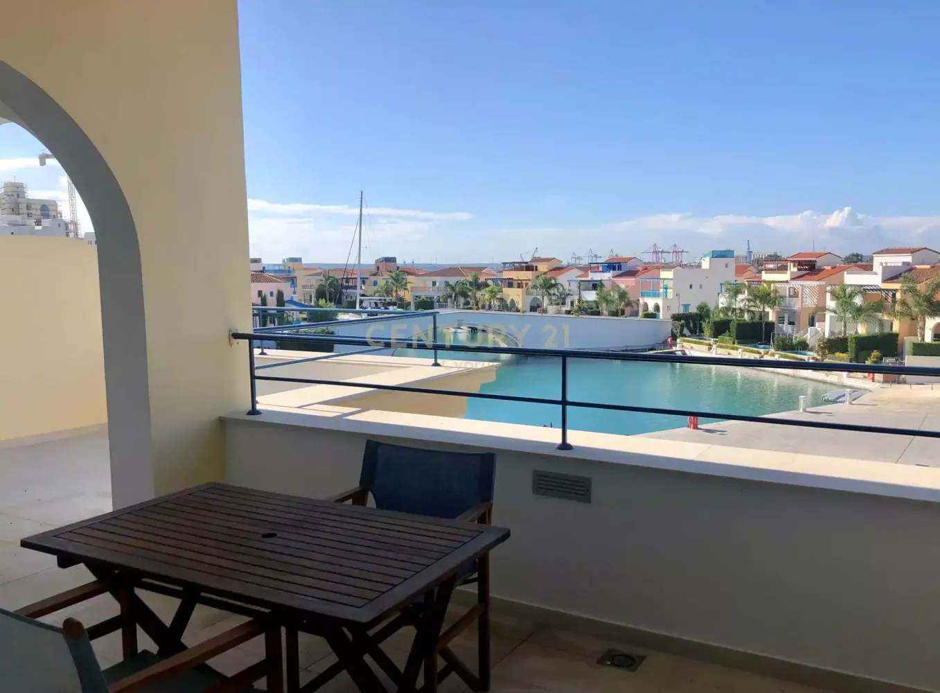 Apartamento de 2 dormitorios en Limassol, Cyprus No. 5831