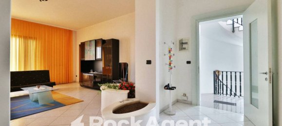 3 Schlafzimmer Villa in Taurisano, Italy, Nr. 292112 8