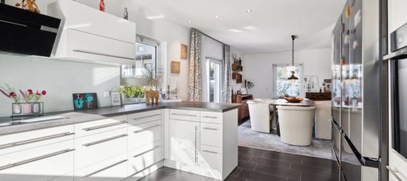 4 bedrooms House in Waldshut, Germany No. 90810 6