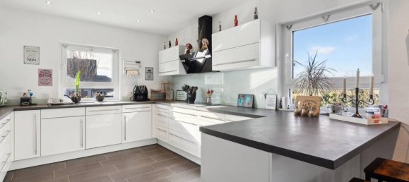 4 bedrooms House in Waldshut, Germany No. 90810 5