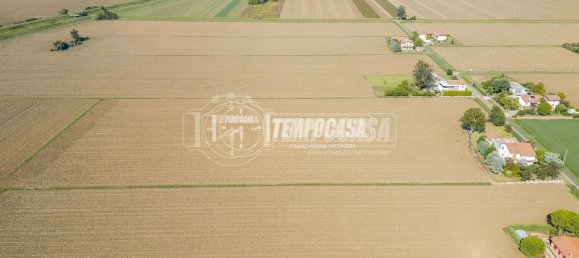 27460m² Land in Medicina, Italy No. 154785 6