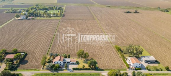 27460m² Land in Medicina, Italy No. 154785 9
