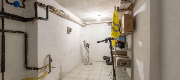 Villa de 8 habitaciónes en Campi Bisenzio, Italy No. 9345 43