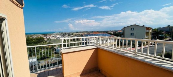 4 bedrooms House in Termoli, Italy No. 337764 30