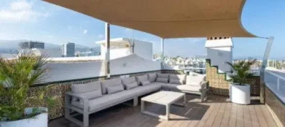 Пентхаус с 4 спальнями в Малага, Испания № 140377 3