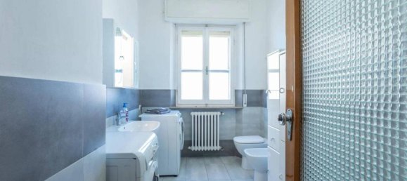 4 rooms Apartment in Ancona, Italy No. 35897 16