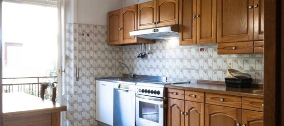 4 rooms Apartment in Ancona, Italy No. 35897 10