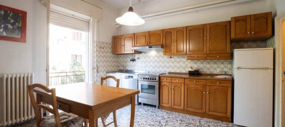 4 rooms Apartment in Ancona, Italy No. 35897 12