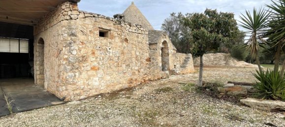 4 bedrooms House in Francavilla Fontana, Italy No. 27717 32