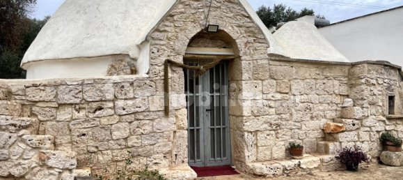 4 bedrooms House in Francavilla Fontana, Italy No. 27717 4