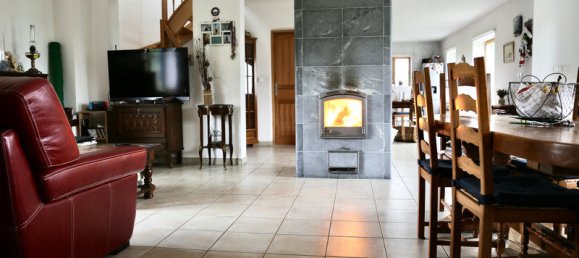 Casa de 5 dormitorios en Jumigny, France No. 83195 2