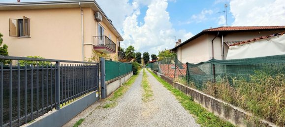 10 rooms Villa in Lonate Pozzolo, Italy No. 334224 33