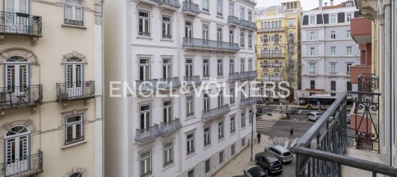 4 bedrooms Apartment in Lisbon, Portugal No. 96040 13