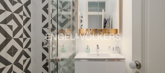 4 bedrooms Apartment in Lisbon, Portugal No. 96040 34