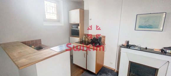 2 rooms Apartment in Paris, France No. 161984 4