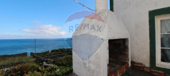 3 bedrooms House in Vila do Porto, Portugal No. 48559 11