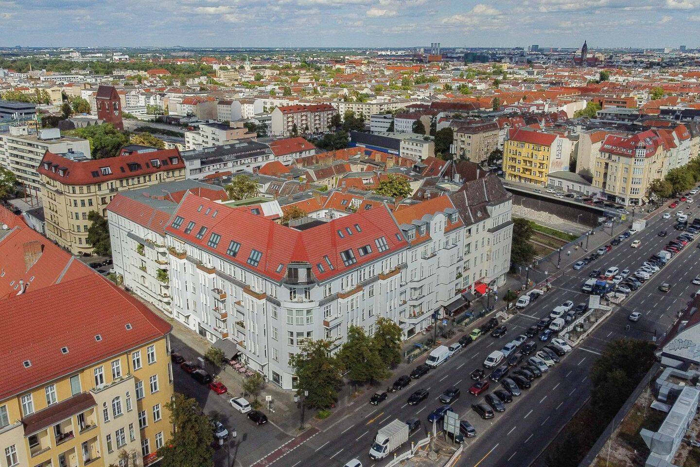 4 bedrooms Apartment in Westend, Germany No. 366847