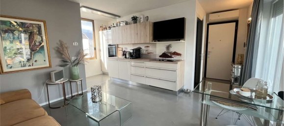 3 Schlafzimmer Penthouse in Gorizia, Italy, Nr. 344103 6