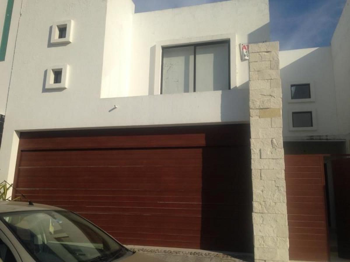 3 bedrooms House in Tijuana, Mexico No. 173849
