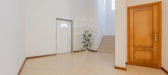 Casa de 3 dormitorios en Seixal, Portugal No. 22532 22