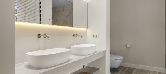 7 bedrooms Villa in Malaga, Spain No. 58988 19