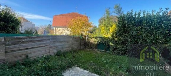 2 Schlafzimmer Wohnung in Bry-sur-Marne, France, Nr. 162113 2