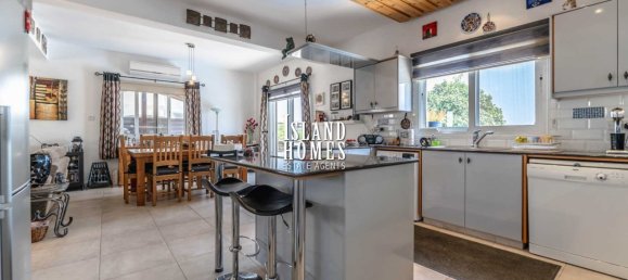 3 bedrooms House in Frenaros, Cyprus No. 24020 5