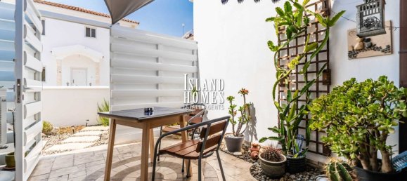 3 bedrooms House in Frenaros, Cyprus No. 24020 21