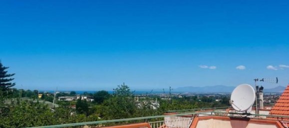 4 bedrooms Villa in Pozzuoli, Italy No. 288848 16