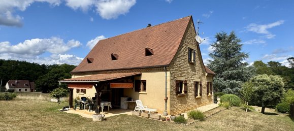 Casa de 4 dormitorios en Carsac-Aillac, France No. 339432 3