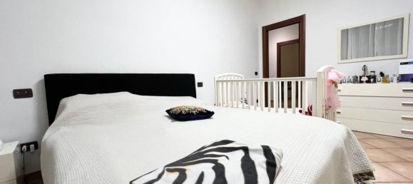 Apartamento T3 em Correggio, Italy N.º 82247 11