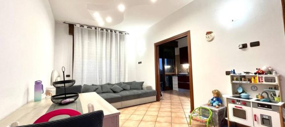 Apartamento T3 em Correggio, Italy N.º 82247 6