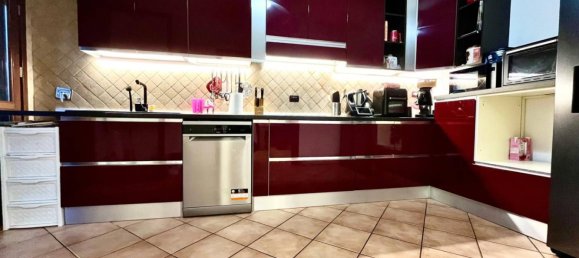 Apartamento T3 em Correggio, Italy N.º 82247 3