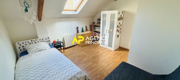 3 bedrooms House in Bezons, France No. 133358 6