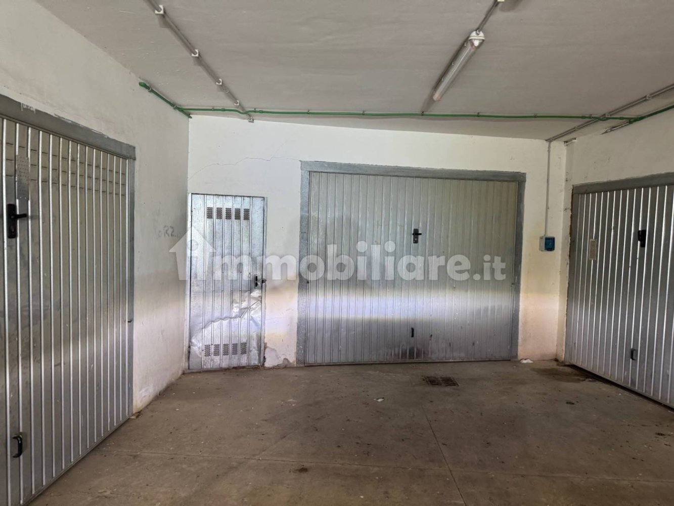 75m² Garage in Loiri Porto San Paolo, Italy No. 281372