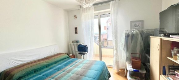 5-salle Penthouse à Rimini, Italy No. 80145 18