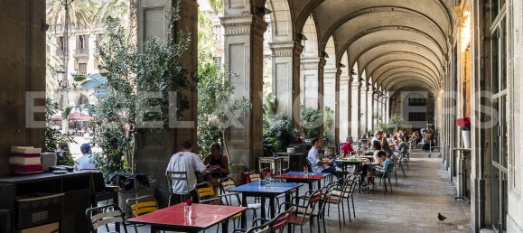 Apartamento de 2 dormitorios en Ciudad Vieja, Spain No. 112742 53