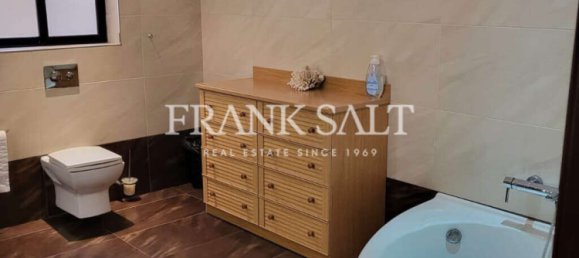 Пентхаус с 3 спальнями в Мсида, Мальта № 7118 10