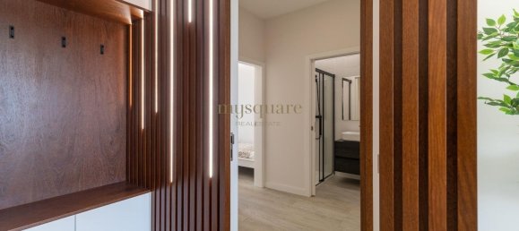 3 bedrooms Apartment in Porto, Portugal No. 81953 11