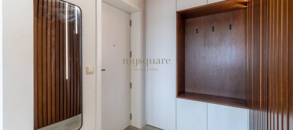 3 bedrooms Apartment in Porto, Portugal No. 81953 3