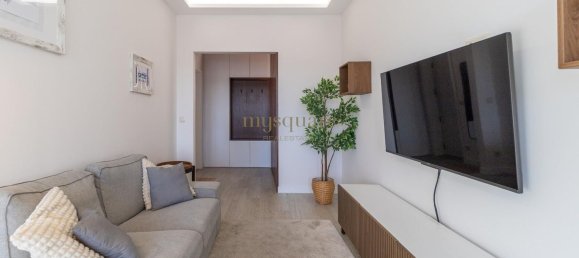 3 bedrooms Apartment in Porto, Portugal No. 81953 10