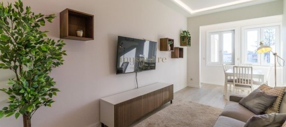 3 bedrooms Apartment in Porto, Portugal No. 81953 4